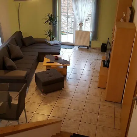 Zeitraum Mandy In Brandy Apartment